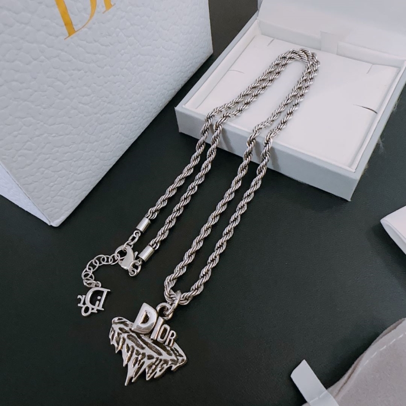 chr1st1an D10r necklaces